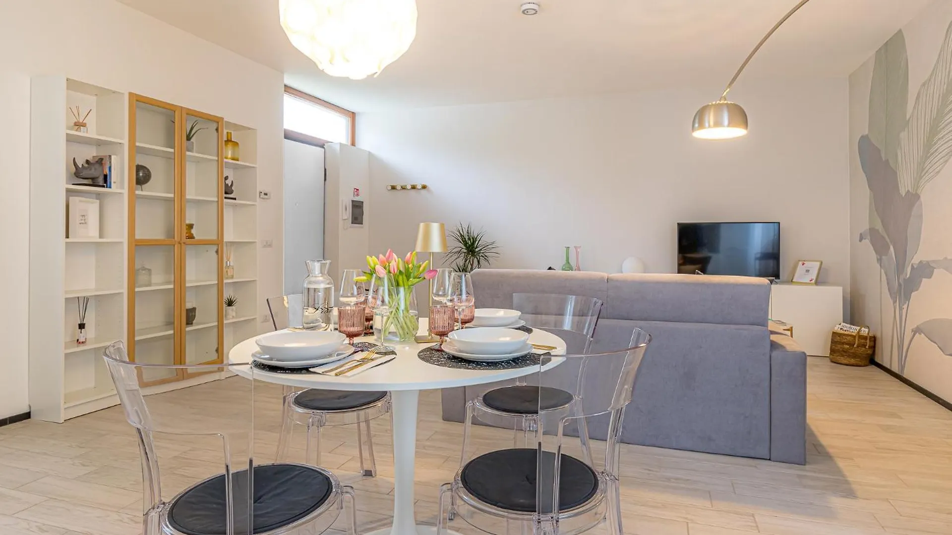 Guest house At Home-Como Lake
